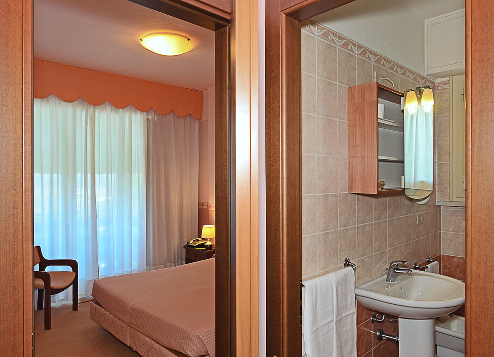 פורטה דיי מארמי Hotel Areion מראה חיצוני תמונה
